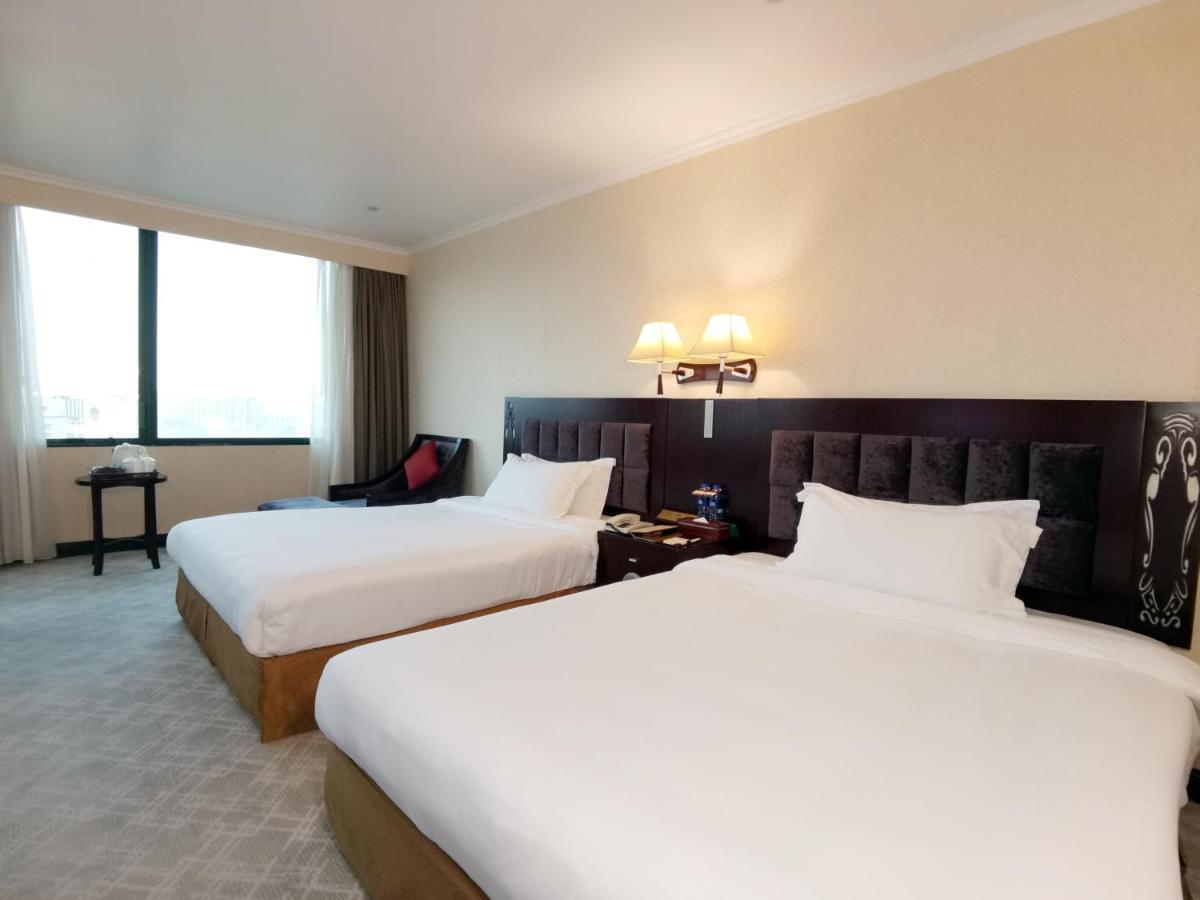 Majestic Hotel Kanton Exterior foto