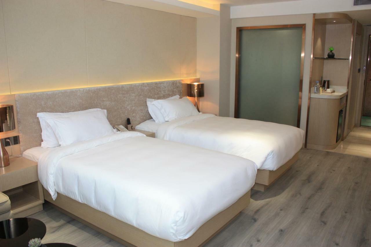 Majestic Hotel Kanton Exterior foto